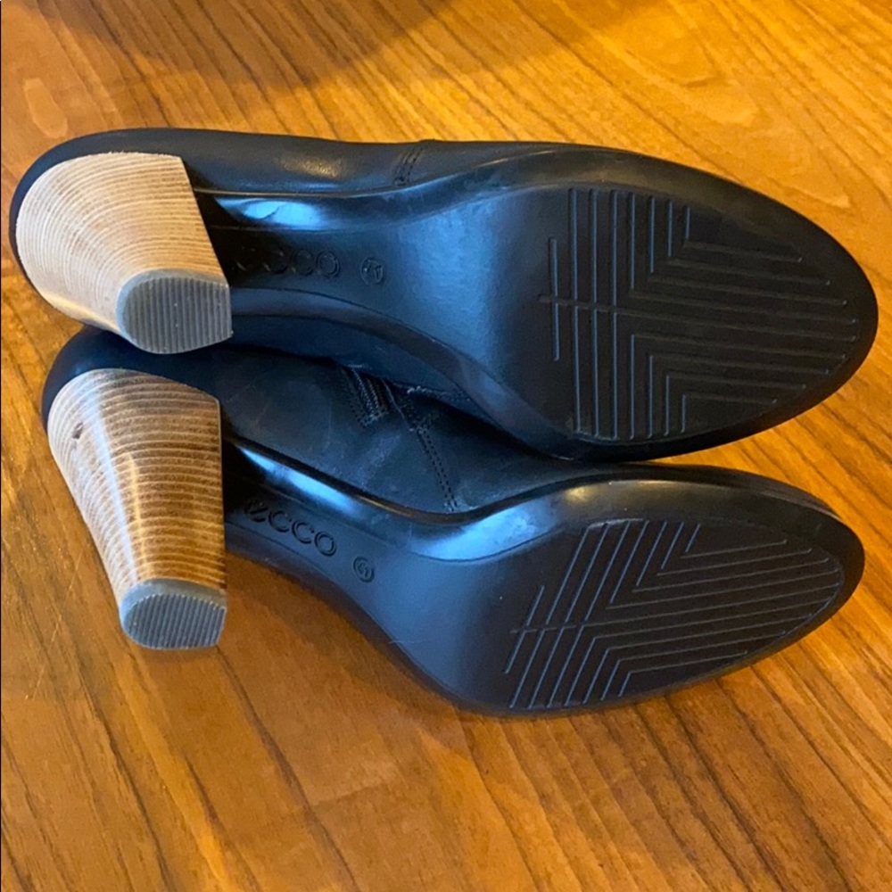 ECCO Booties - Picture 3 of 3